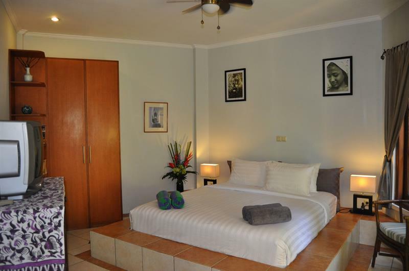 Villa Naga Maya Legian  Luaran gambar